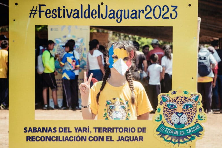Cada dos años, el Festival del Jaguar reúne a más de mil personas en los Llanos del Yarí para reafirmar el pacto intergeneracional por la conservación. Foto: cortesía Sergio Alejandro Melgarejo García / @alejovisuals