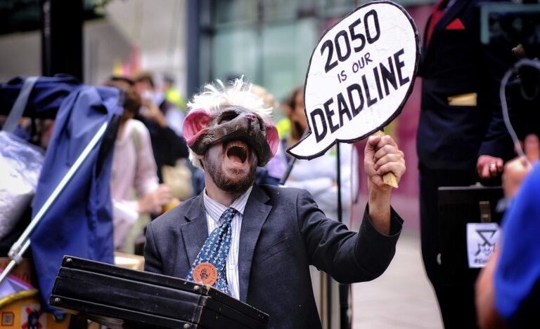Extinction Rebellion en Victoria Street, Londres, jueves 26 de agosto de 2021. Cop 26 en Glasgow. Foto: Garry Knight