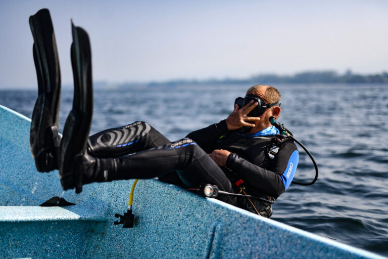 Álvarez Hernández, instructor de buceo y director de la agencia de turismo Aventux, asegura que los arrecifes de Zapotitlán podrán ser un atractivo turístico a largo plazo. Foto: Óscar Martínez