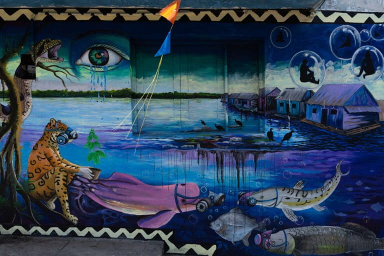 Mural de la Amazonía en Barrio Belén, en Iquitos, Perú