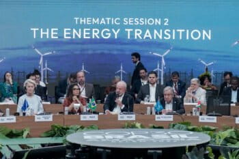 El Presidente de Brasil, Luis Inácio Lula da Silva, habla sobre la transición energética en la COP30. Foto: Rafa Neddermeyer/COP30