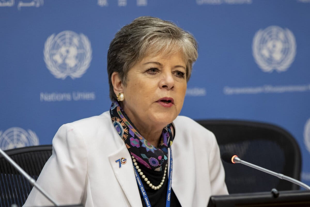 Press briefing on the First Regional Agreement on Environmental Matters in Latin America and the Caribbean. Speakers will be H.E. Mrs. Epsy Campbell Barr, Vice-President and Minister for Foreign Affairs of Costa Rica and Ms. Alicia Bárcena, Executive Secretary, United Nations Economic Commission for Latin America and the Caribbean (ECLAC)