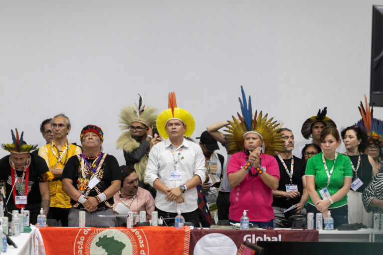 Pueblos indígenas en mesa de trabajo en la COP30