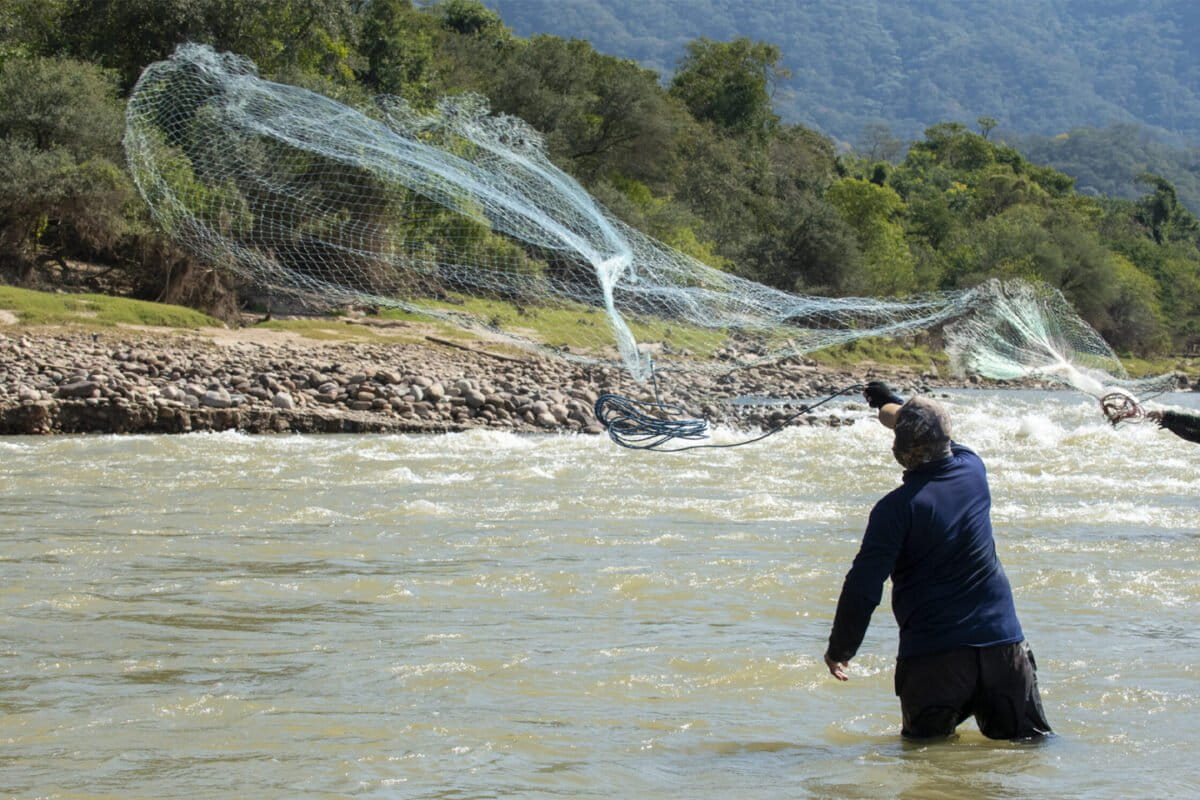Los pescadores en el río Pilcomayo exigen medidas para proteger la cuenca que atraviesa el Gran Chaco. Foto: cortesía The Pew.