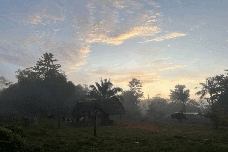 Amanecer en Puerto Tujuré. Foto: Karina Segovia