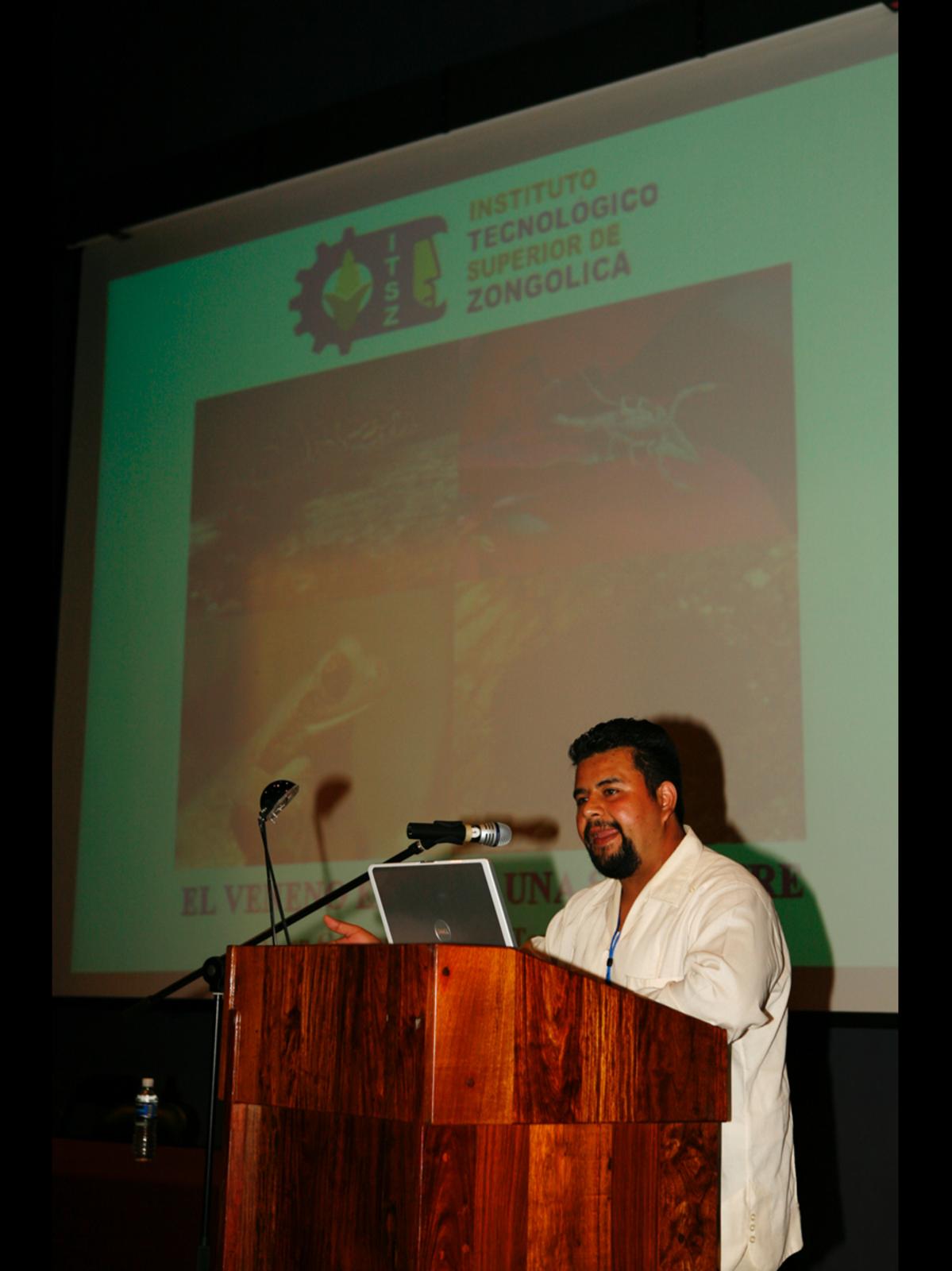 Miguel Ángel De la Torre Loranca como director del Instituto Tecnológico de Zongolica