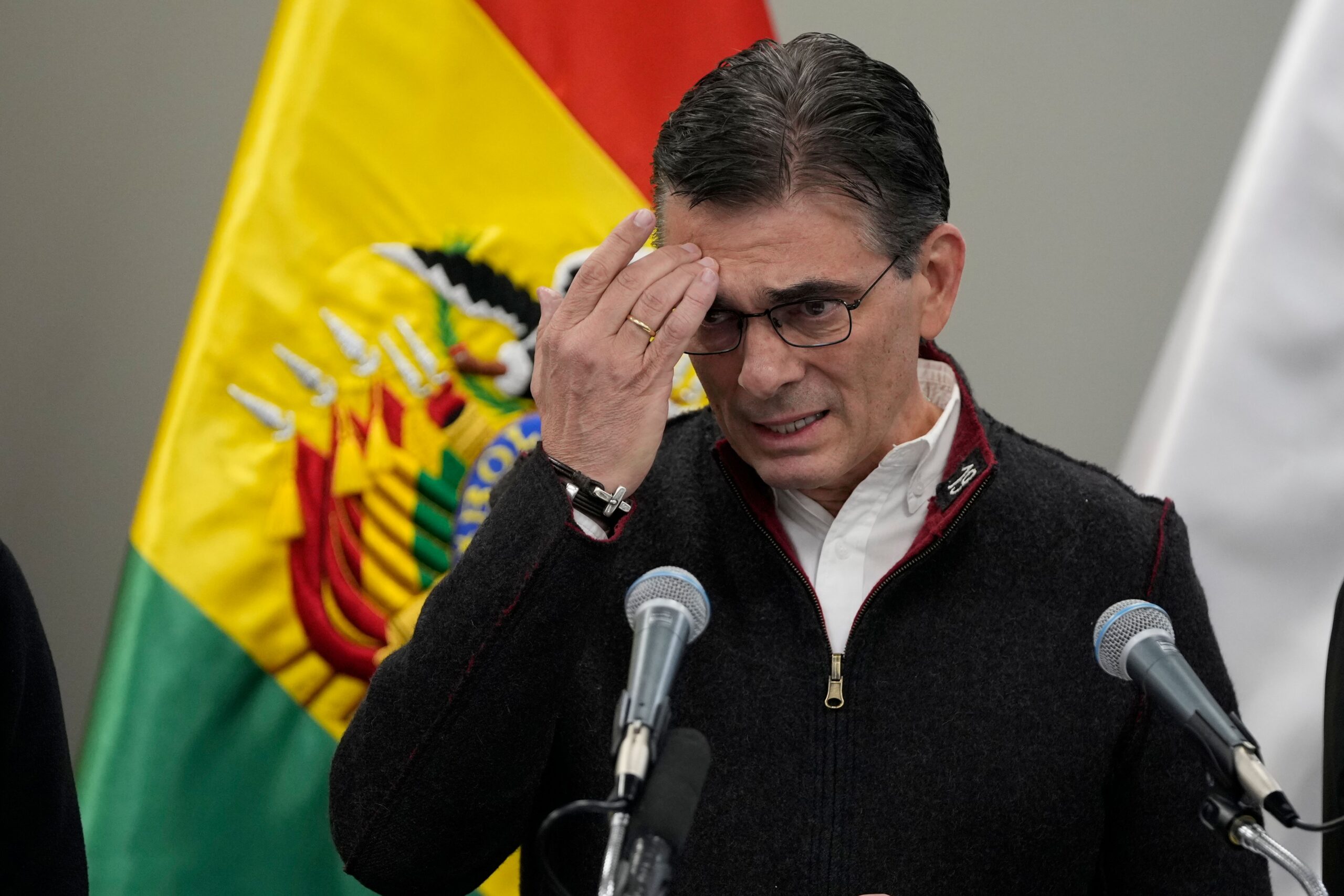 El presidente boliviano Rodrigo Paz ofrece una rueda de prensa en el Palacio de Gobierno, el miércoles 20 de mayo de 2026, en La Paz, Bolivia. (AP Foto/Juan Karita)