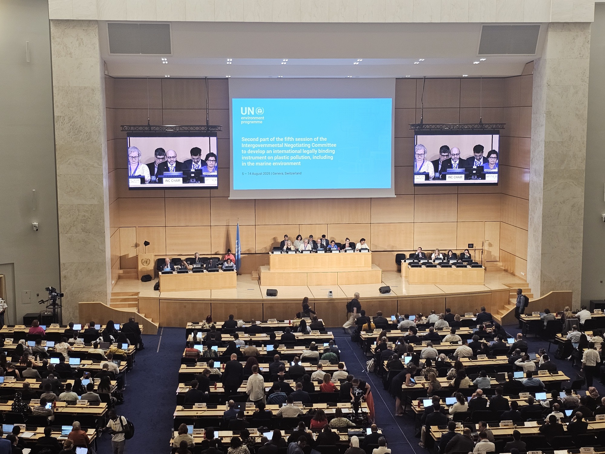 Genève le 13 août 2025. Session plénière de présentation d'un projet de traité. Le texte a été rejeté. Image de Anne Nzouankeu pour Mongabay.