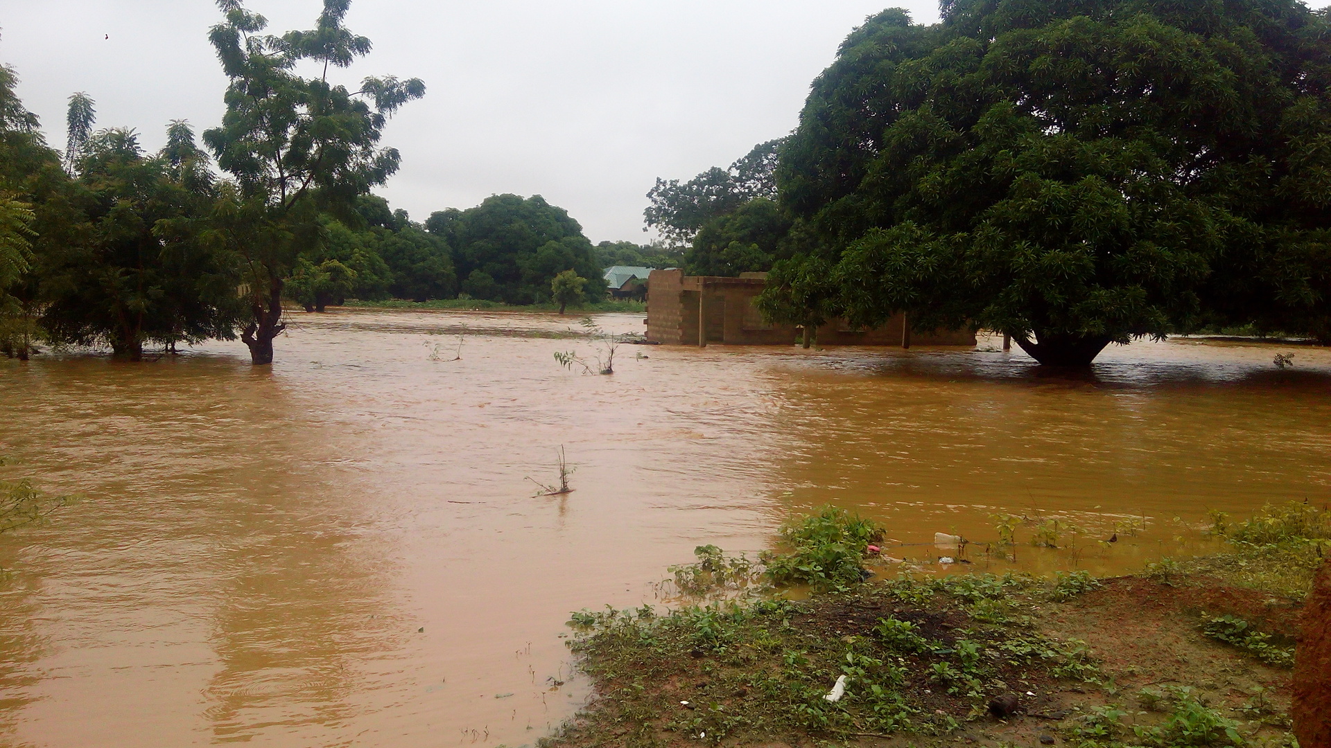 Inondations à Tamale, dans le nord du Ghana. Image de Ibn Shiraz via Wikimédia Commons (CC BY-SA 4.0).