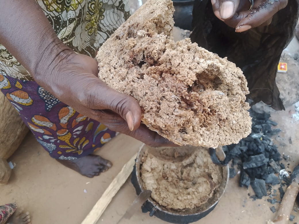 Sabulin Salo juste après fabrication. Image fournie par Souleymane Ousmane du RECA Niger avec son aimable autorisation.