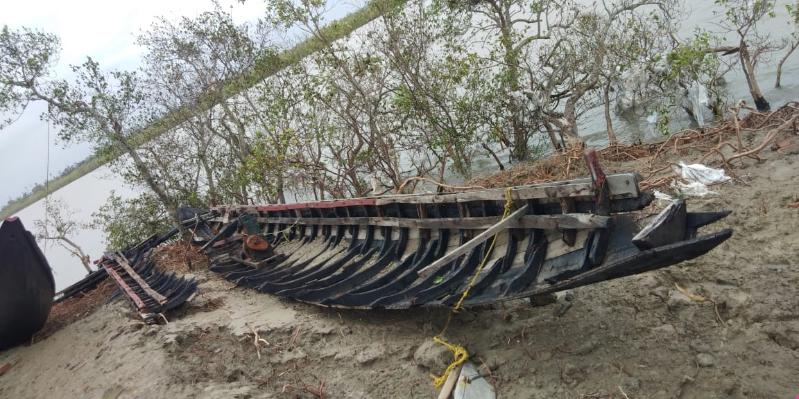 Livelihoods such as agriculture and fishing in the Indian Sundarbans were already impacted by the lockdown. The conditioned has worsened after Cyclone Amphan. Photo by Sanjoy Mondal.