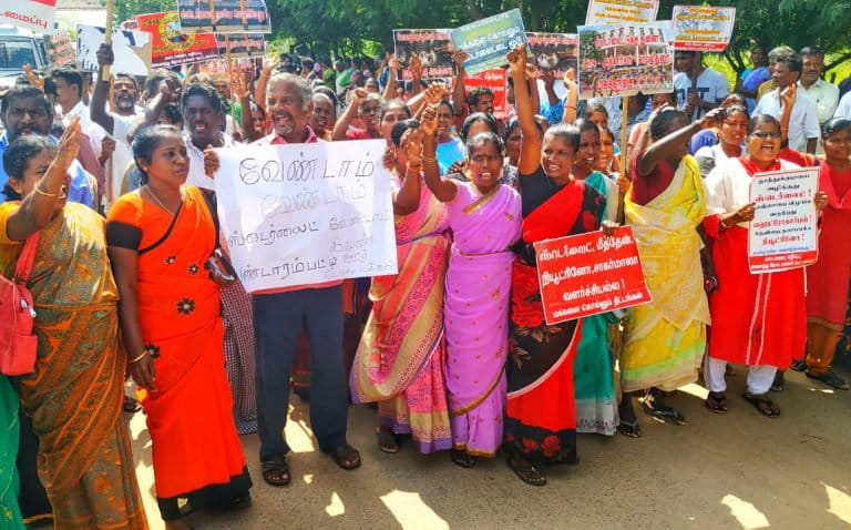 File picture from the 2018 protest against the copper smelter. Photo by Karan.