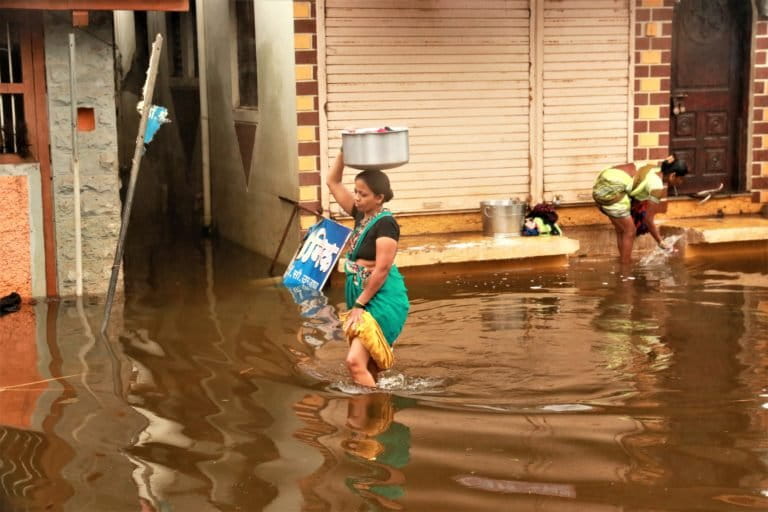 Women are disproportionately affected by climate change. Photo by Varsha Deshpandey / Wikimedia Commons.