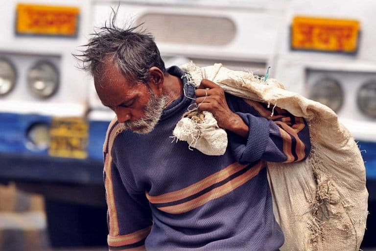 Kabadiwallas or ragpickers scour urban and rural areas in search for waste that they can trade. This activity rescues a lot of waste before it can be transported to landfills. Photo by 