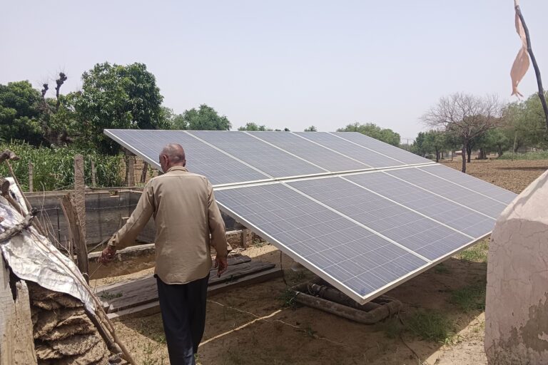 Om Prakash from Indali village in Rajasthan had installed a solar pump for irrigation under the PM Kusum scheme. The solar pump stopped working in 2015. Photo by Parul Kulshrestha/Mongabay.