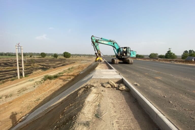 Highway construction in progress. Photo by Sat Singh.