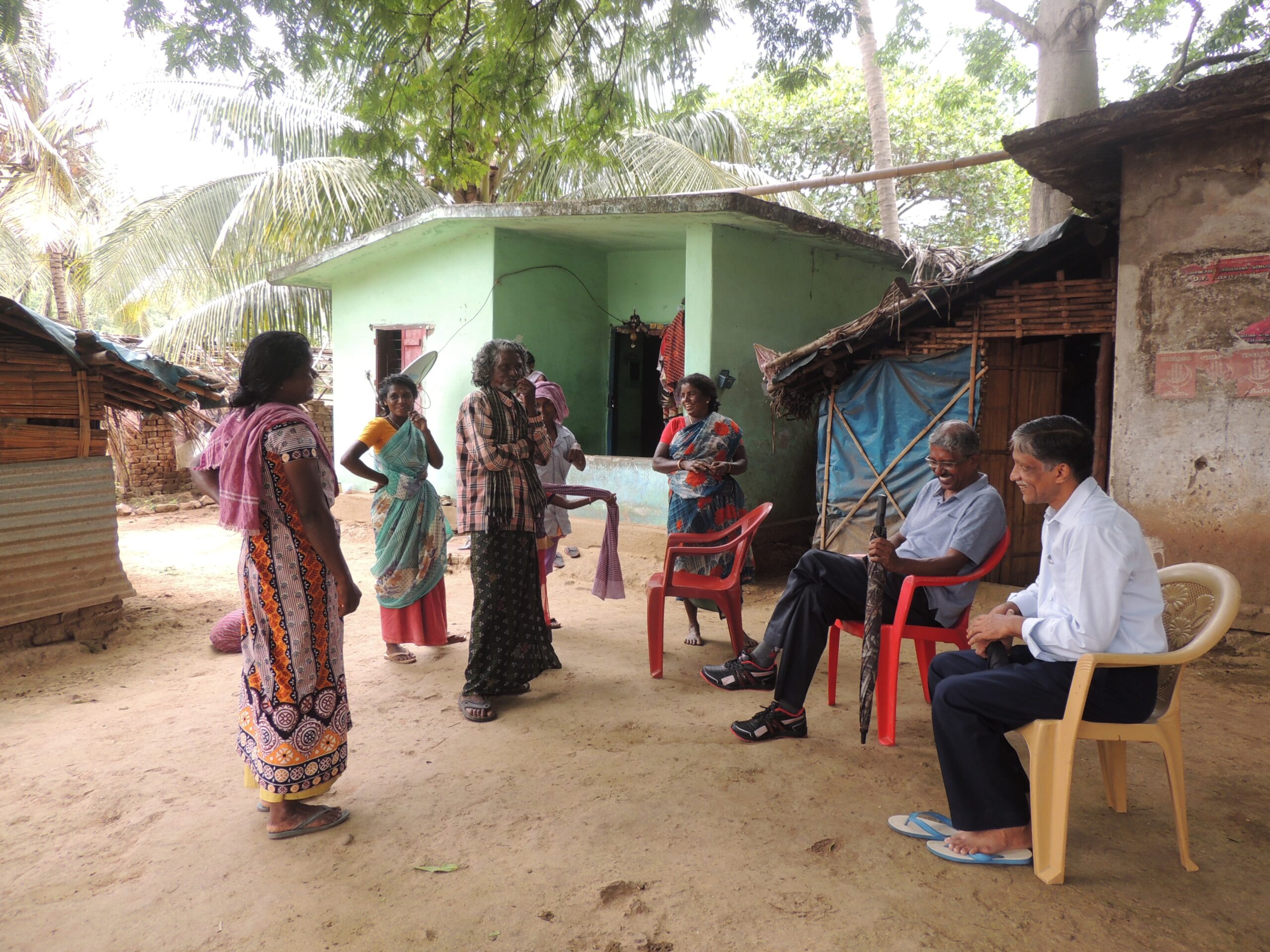 The author visits the tribal community in Bommiyampadi after an initial interaction 40 years earlier, for a restoration project that sought to revive groundwater and soil health. Image courtesy of Jacob Punnathara.