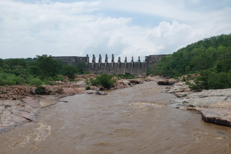 The construction of the Mandal dam began in the 1970s, and was left unfinished. It is now being revived, and met with protests from local communities who are being denied the jobs, land titles and compensation promised. Image by Ashwini Kumar Shukla/Mongabay.