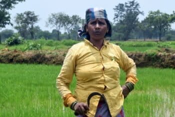 Kumari Sahu from Patharra village in Chhattisgarh’s Bemetara district shares concerns about the ethanol plant. Image by Ayushi Sharma/Mongabay India.