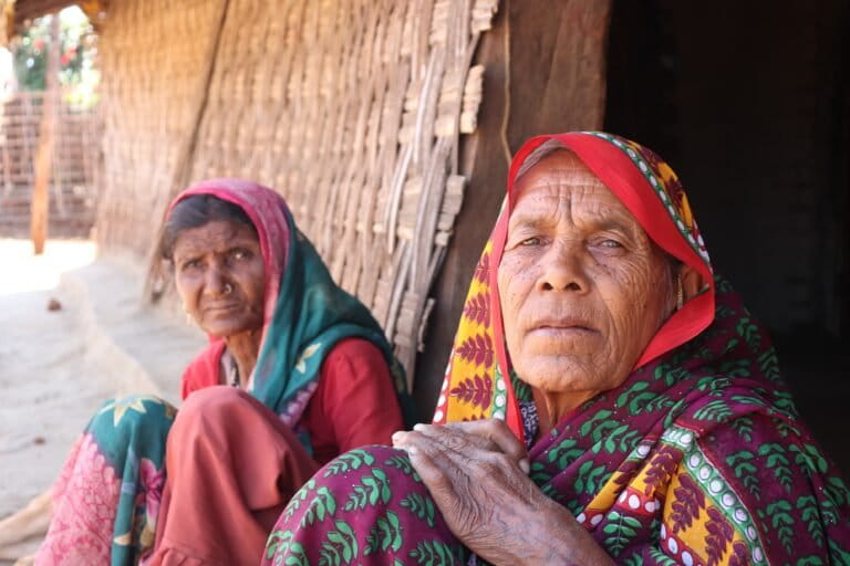 The water crisis in Melghat is affecting women disproportionately. They are often tasked with water collection, suffer from infections during menstruation, with even pregnant women being forced to walk long distances to collect heavy pots of water and consume contaminated water that affects their unborn children. Image by Abhijeet Tangde.