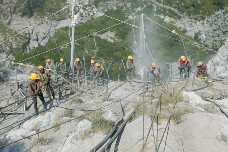Workers stabilise a slope along NH44. Experts say that compared to highways in Himachal Pradesh and Uttarakhand, NH-44 faces slope failures more often and with greater intensity. Image by NHIDCL.