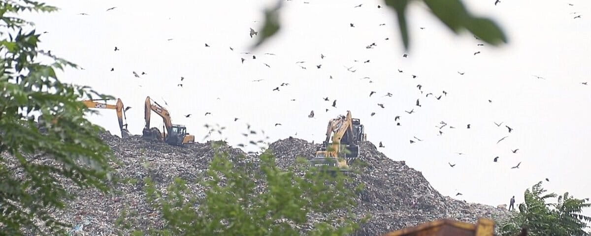 Achan landfill. Image by Farzana Nisar.