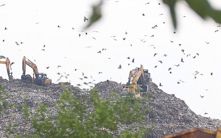 Achan landfill. Image by Farzana Nisar.