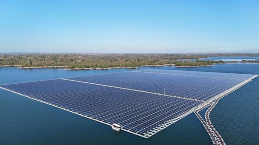 Omkareshwar Floating Solar Project in Khandwa district, Madhya Pradesh, is one of the largest floating solar installations in Asia. Image courtesy of PIB.