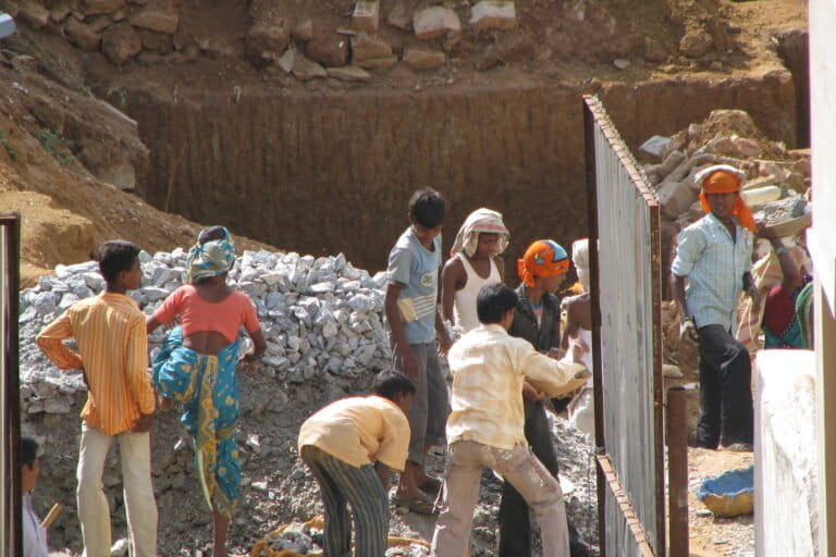 Workers at a construction site. On reinstated post-facto environmental clearance for projects that failed to get clearance before construction began, Chief Justice B.R. Gavai said that “thousands of crores of rupees would go in waste” if post-facto clearance is not permitted, citing three projects that have neared completion. Representative image by Satyendra Kumar via Flickr (CC BY-NC-ND 2.0).