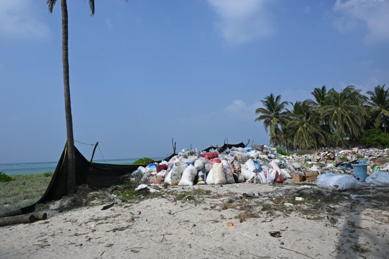 Waste dumped along the beachside on the northern part of Kadamath Island. Image by Muneera Beegum C.P.
