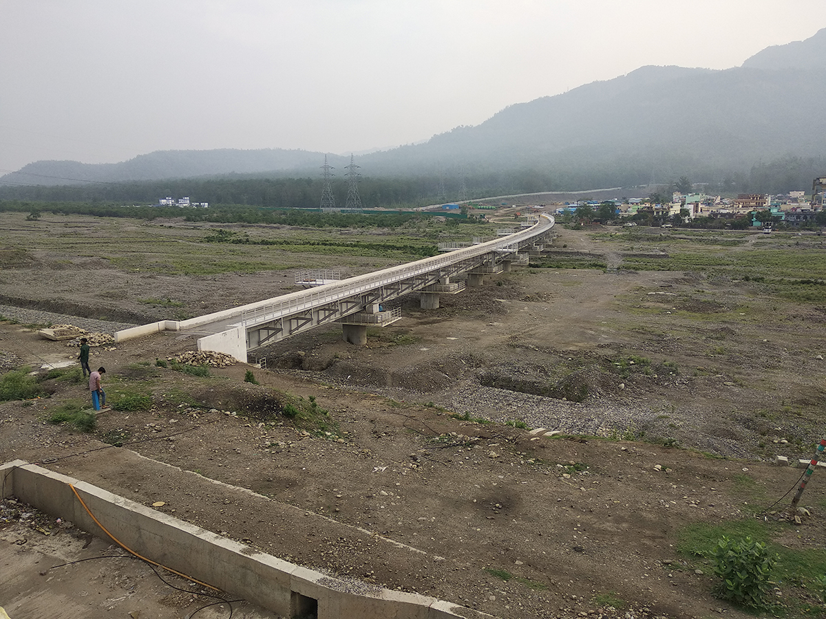 उत्तराखंड: पहाड़ों पर बिछ रही रेल से लाइन सूख रहे सैकड़ों जल स्रोत, बढ़ रहा जल संकट