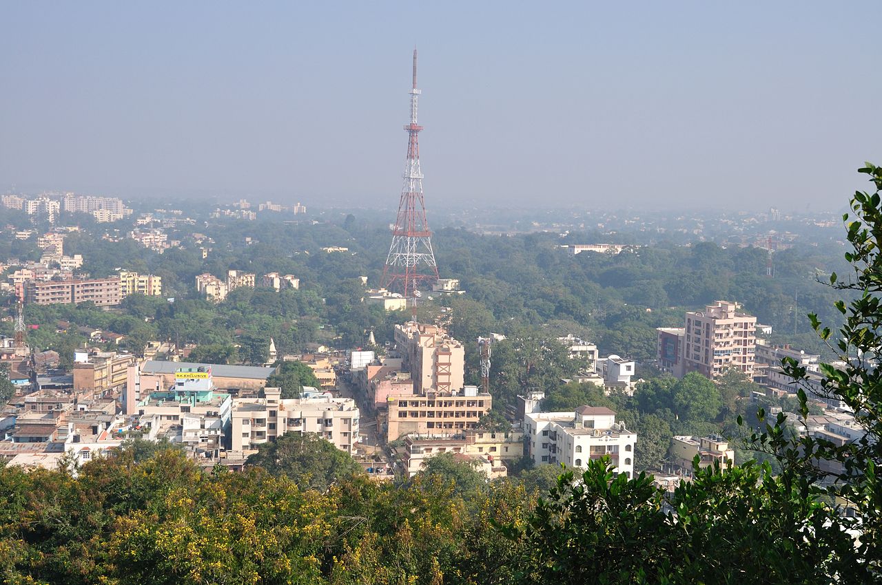 रांची शहर की तस्वीर रांची हिल्स से ली गई है। यह समुद्र तल से 2064 फुट की ऊंचाई पर बसा है। तस्वीर- बिश्वरूप गांगुली/विकिमीडिया कॉमन्स