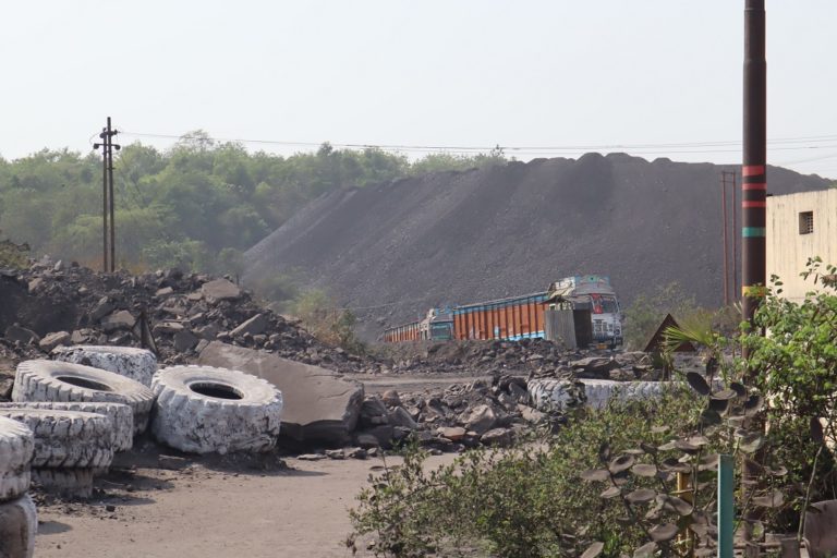 झारखंड में एक खनन क्षेत्र। तस्वीर- मनीष कुमार / मोंगाबे